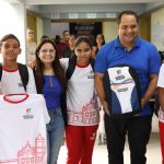 Entrega de kits escolares + fardamento (anos finais) (17)